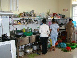 These two photos are the new kitchen in the new building. More spacious and have four burners.
